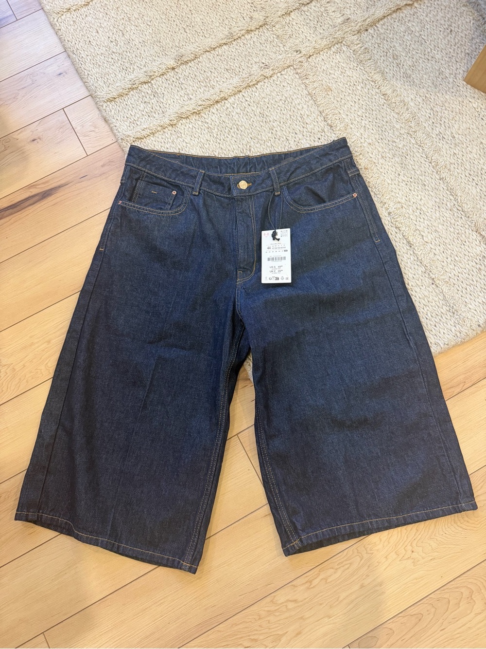 Zara women’s Dark Indigo Wide-Leg Denim Bermuda Shorts